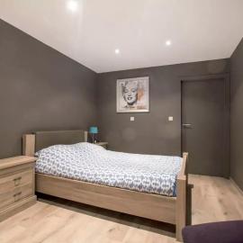 Entertaining Studio，位于Wervik的酒店