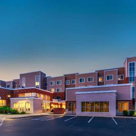 Residence Inn by Marriott Nashua，位于纳舒厄的酒店