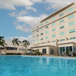 Holiday Inn Express Manzanillo by IHG，位于曼萨尼约的酒店