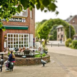 Hotel Restaurant Knechtstedener Hof，位于多尔马根的酒店