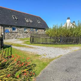 Kelp Cottage，位于Pollachar的酒店