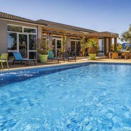 greet Hotel Marseille Provence Aéroport，位于维特罗勒的酒店
