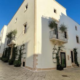 Dimora San Nicola Charming Suite，位于孔韦尔萨诺的酒店