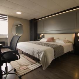 Hotel Italia Cuenca - Tranvia Centro & Aeropuerto