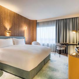 Mövenpick Hotel Brussels Airport，位于扎芬特姆的酒店