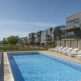 Luxury Living at Ekerum Öland Heated Pool, Golf & Sea!，位于博里霍尔姆的酒店