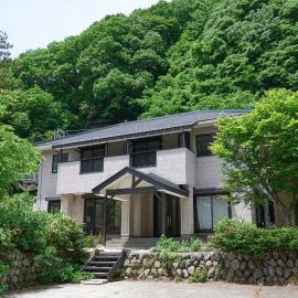 BROOK COTTAGE MINAKAMI，位于水上町的酒店