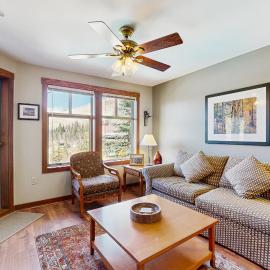 Eagle Springs East 402: Buffaloberry Suite，位于索利图德的酒店