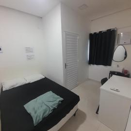 Hostel e Pousada Garanhuns，位于加拉尼温斯的酒店