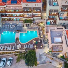 Mystery Skiathos Luxury Residence，位于斯基亚索斯镇的酒店