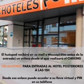 Apartahotel FC Catedral，位于莱昂的酒店