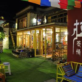Cangwu Inn，位于拉萨的酒店