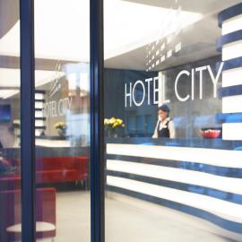 Hotel City Locarno，位于洛迦诺的酒店