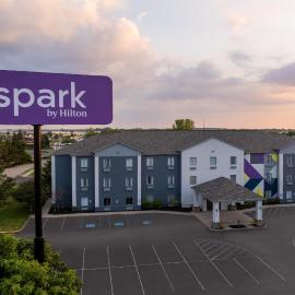 Spark by Hilton Indianapolis Northeast Fishers