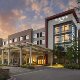 DoubleTree by Hilton Charleston Riverview