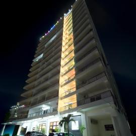 Kandi Heaven in White Tower，位于安吉利斯的酒店