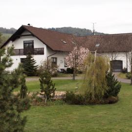 Apartmány pod Kozákovem，位于Tatobity的酒店