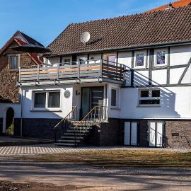 Ferienhaus Lotte，位于Vöhl的酒店