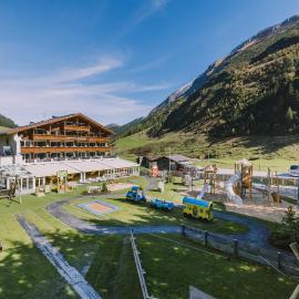 Kinder- & Gletscherhotel Hintertuxerhof，位于图克斯的酒店