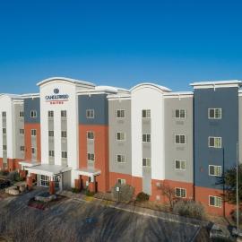 Candlewood Suites San Marcos by IHG,位于圣马科斯的酒店