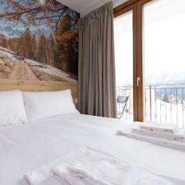 L'essenza Chalet - San Pietro 8A Valdisotto，位于博尔米奥的酒店