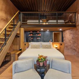 Honey Rock Landing，位于德尔塔的酒店