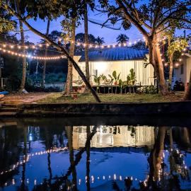 Lakefront 1 BR Cabin with Lake access & Hammock，位于奎隆的酒店