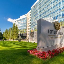Lotus Therm Spa&Luxury Resort，位于百乐费利克斯的酒店