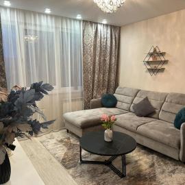 Newly renovated cosy apartment near scenic river，位于约纳瓦的酒店