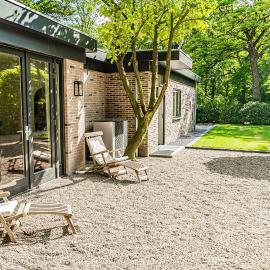 StayIn Cottage Lunteren，位于卢特伦的酒店