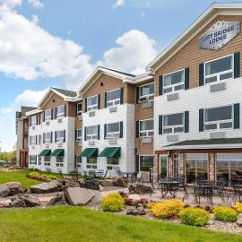 Lift Bridge Lodge, an Ascend Collection Hotel，位于德卢斯的酒店