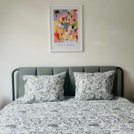 The Central Experience - 2 BR, Bright, Spacious & Central