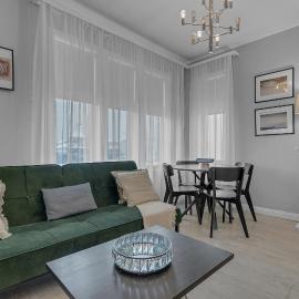 Castle Inn Apartments - Downtown Keflavík，位于凯夫拉维克的酒店