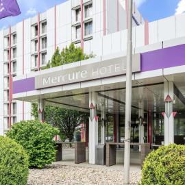 Mercure Stuttgart Sindelfingen an der Messe，位于辛德尔芬根的酒店