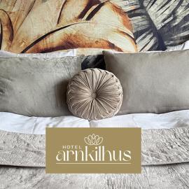 Hotel Arnkilhus，位于森讷堡的酒店