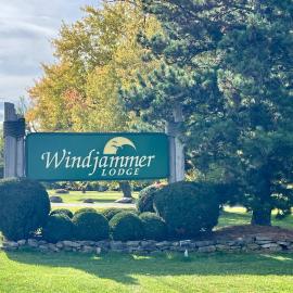 Windjammer Lodge，位于奥格登斯堡的酒店
