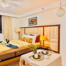 Attractive studio with Luxury bed Good for 1-4pax High speed WiFi with Netflix Free Pool & Parking，位于Suba的酒店