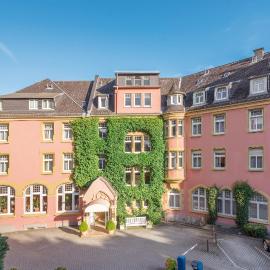 Hotel Oranien Wiesbaden，位于威斯巴登的酒店