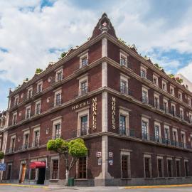 Hotel Morales Historical & Colonial Downtown Core，位于瓜达拉哈拉的酒店