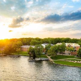 Heidel House Hotel and Conference Center, an Ascend Collection Hotel，位于Green Lake的酒店