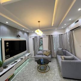 Exquisite 3 bedroom house, Wifi AC Solar in RCCG camp, Mowe，位于Asese的酒店