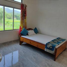 Uttaron Guest House, Near AIIMS Guwahati, Changsari，位于Chāngsāri的酒店
