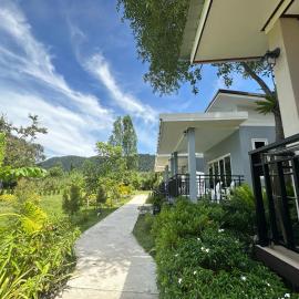 Maisuree Lanta Resort-Long Beach，位于高兰的酒店