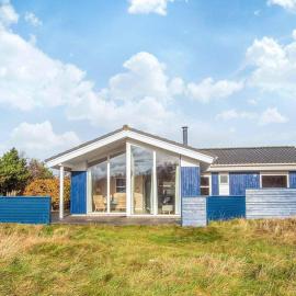 4 star holiday home in Fanø，位于凡岛的酒店