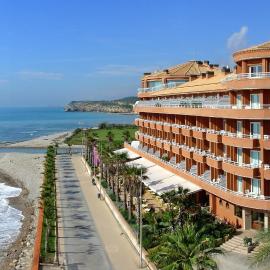 Sunway Playa Golf & Spa Sitges，位于锡切斯的酒店