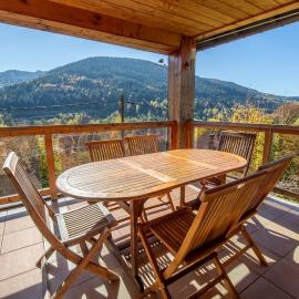 Cocooning chalet, mountain view, sauna, 6 people，位于旺特龙的酒店