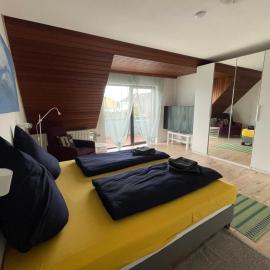 Gästezimmer 21qm im Casa Kirchweg，位于Gladbach的酒店