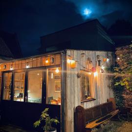 Tiny House The Bird House，位于布鲁日的酒店