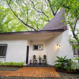 Lisland Rainforest Resort，位于Urdaneta的酒店