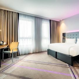 Premier Inn Berlin Airport，位于柏林的酒店